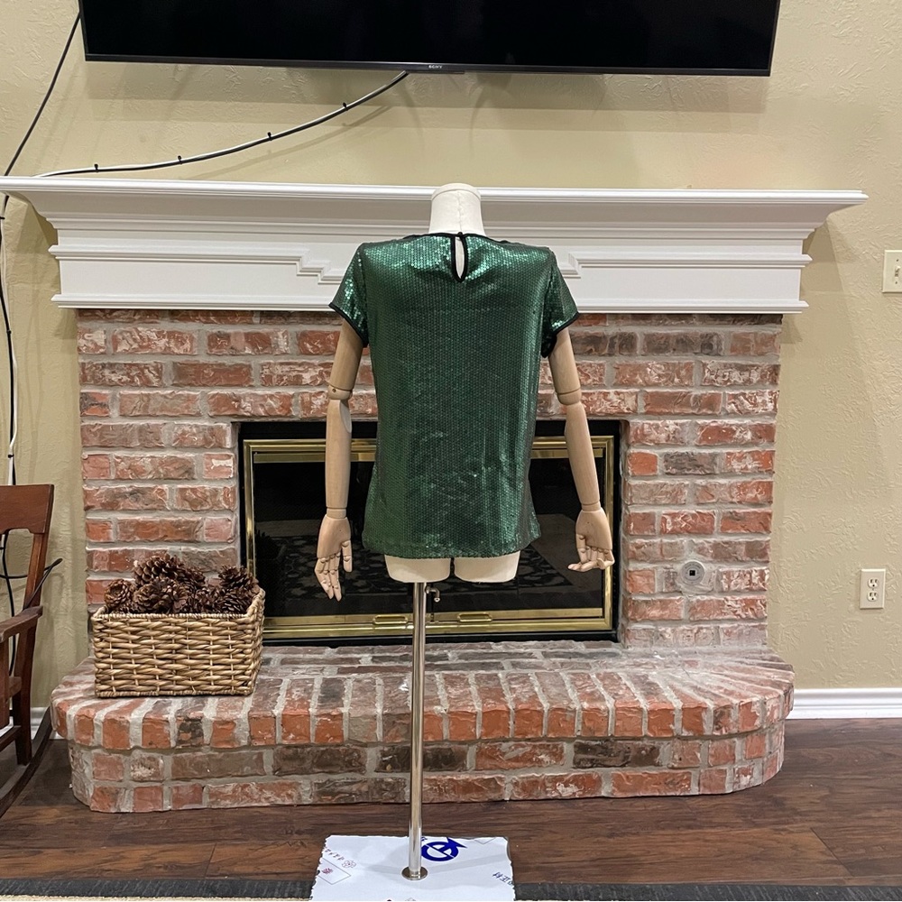 Romeo & Juliet Couture fully sequined green blouse / S / EUC - Picture 11 of 16